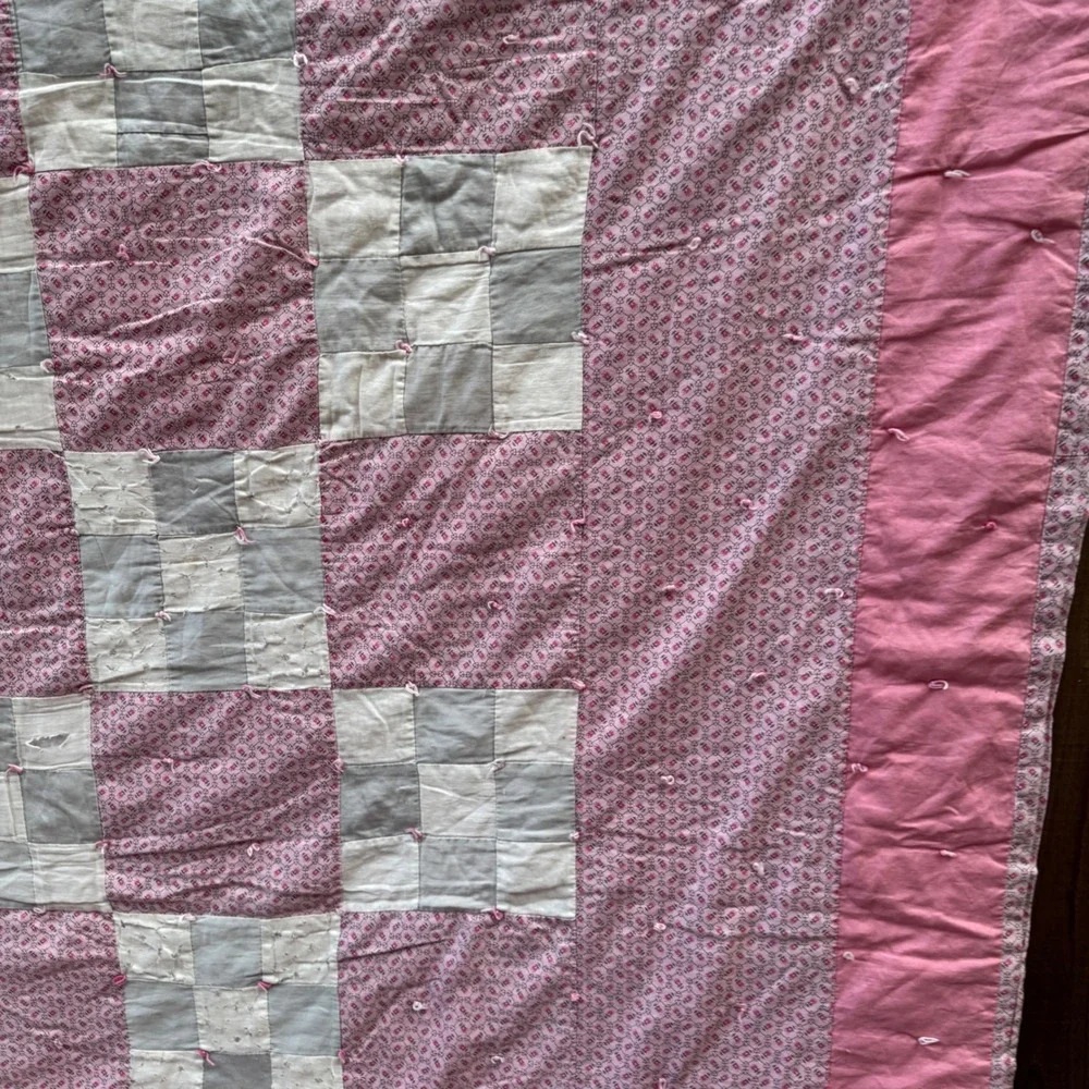 Vintage Handmade Patchwork Quilt Pink Floral Nine Patch Cottagecore Cutter 84x88